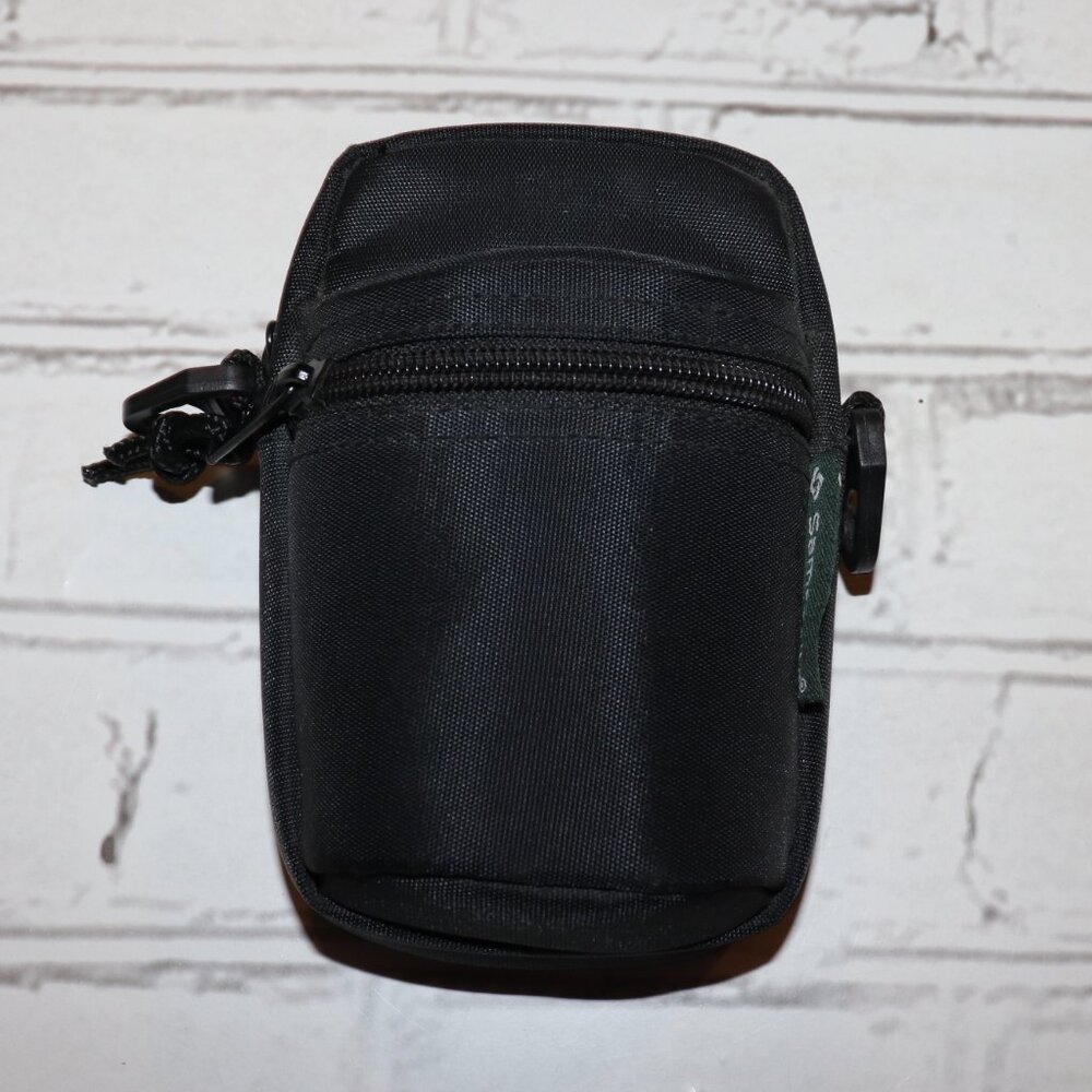 🖤 Vintage Samsonite Camera Bag · 4" x 6" · No Strap A compact, durable vintage